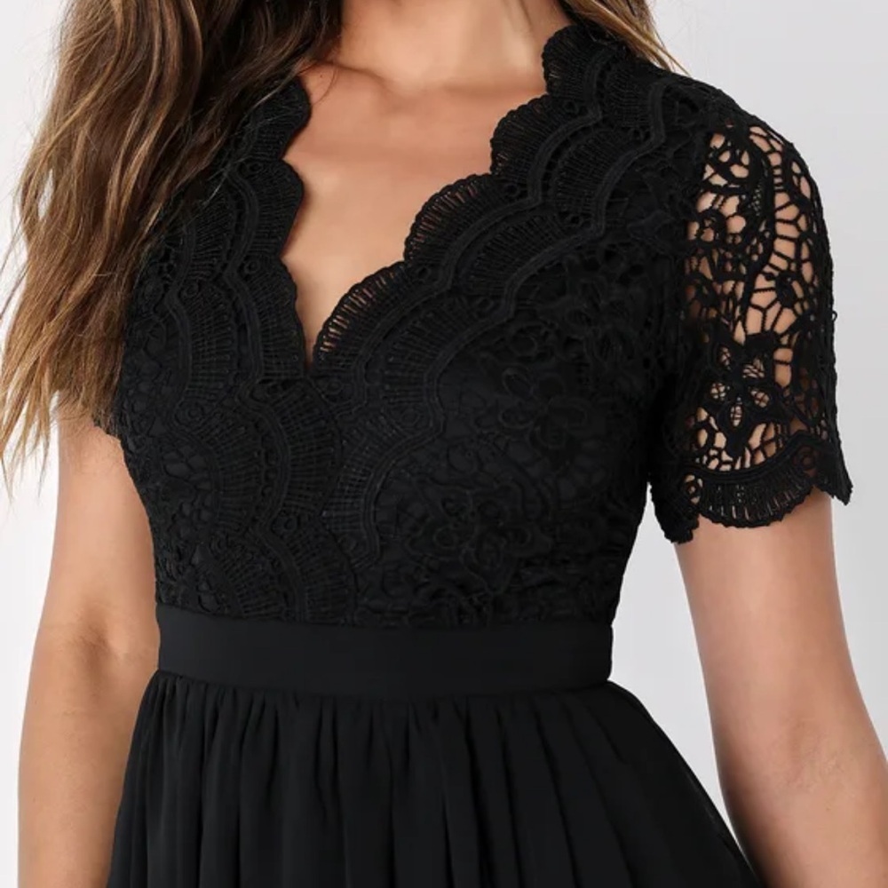 LULUS WOMEN’S NWT ANGEL IN DISGUISE BLACK LACE SKATER  DRESS SZ 4 - Picture 2 of 9